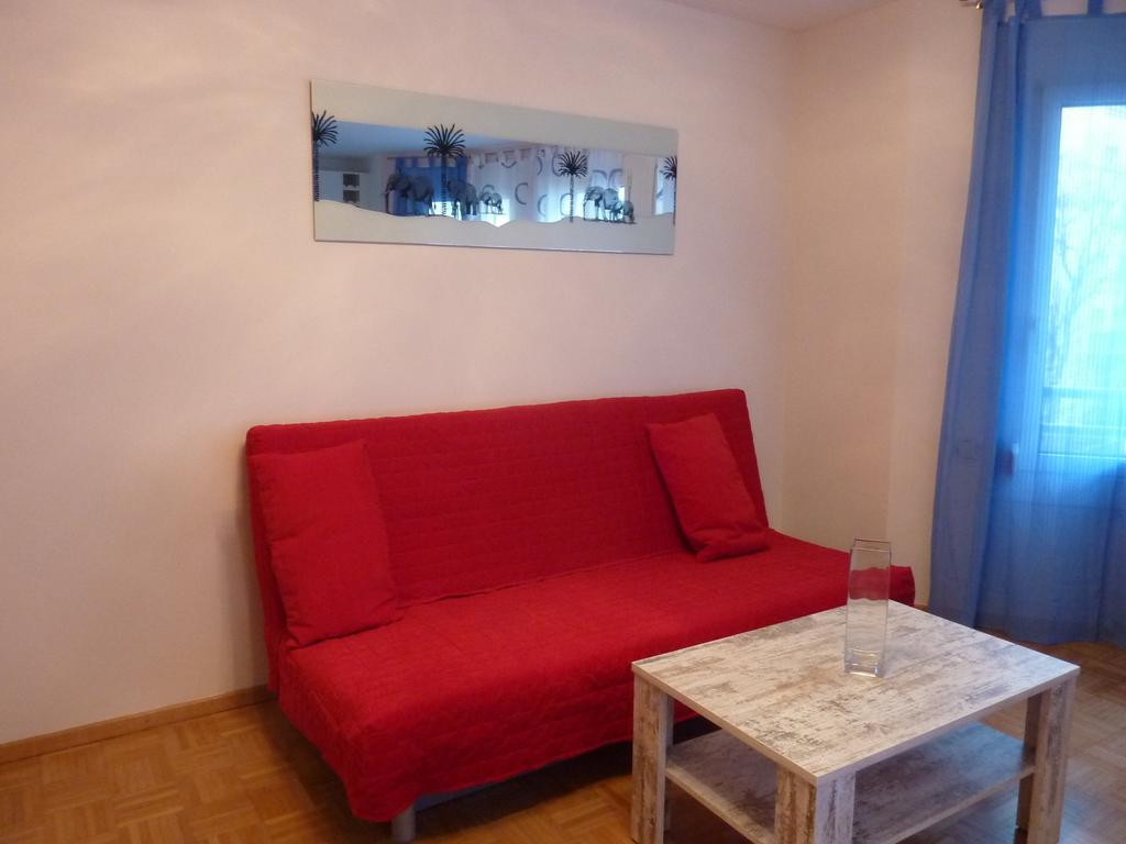 Sunny VIE Apartment Wina Ruang foto